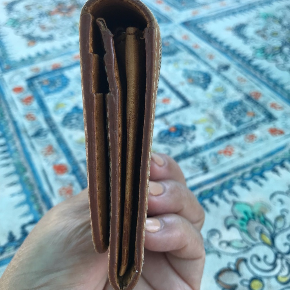 Prada wallet. - Picture 12 of 12